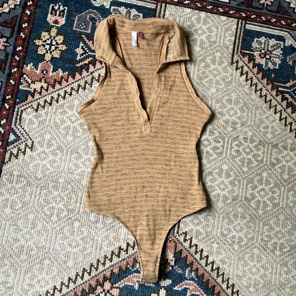 [Anthropologie] Pilcro Sleeveless Polo Bodysuit Medium - Picture 3 of 10